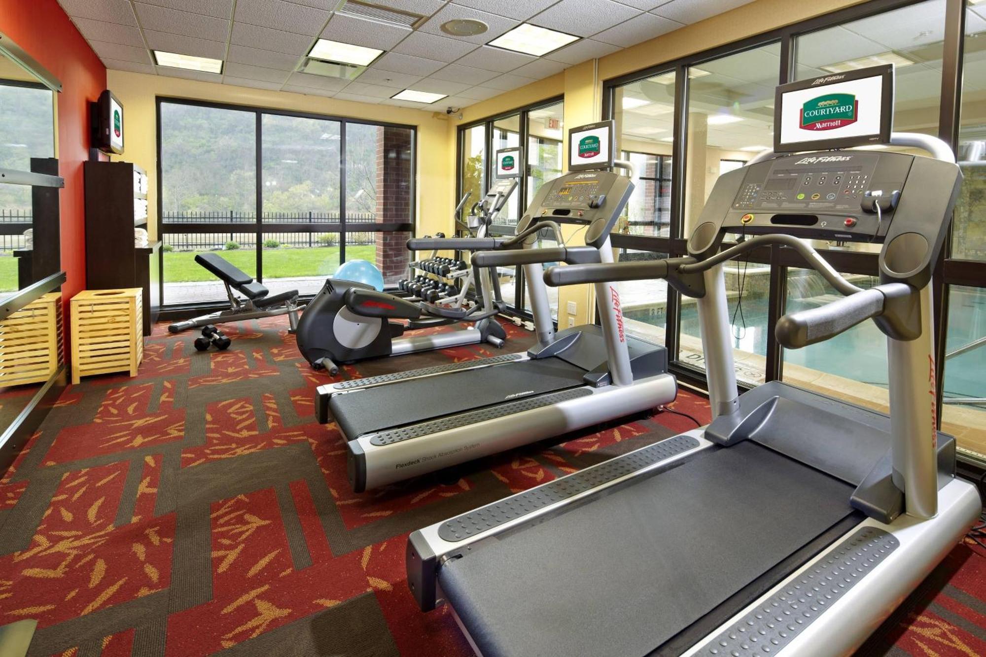 Courtyard By Marriott Pittsburgh West Homestead Waterfront Exterior photo